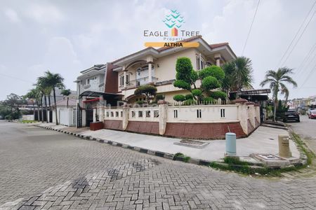 Tampak Depan