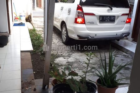 Jual Rumah Lokasi Strategis Bebas Banjir di Cempaka Putih Jakarta Pusat