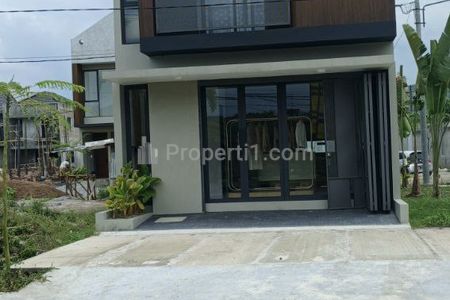 Dijual Rumah Mewah di Lingkungan Hijau Gedebage, Bandung Timur