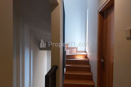 Jual Rumah Mewah 2,5 Lantai dengan Rooftop di Pusat Kota Bandung