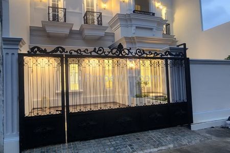 Jual Rumah Pribadi Baru di Komplek DPR RI JAKARTA Barat - Cantik + MEWAH Lokasi Strategis