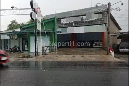 Jual Tempat Usaha Showroom di Raya Pangeran Cakrabuana Cirebon