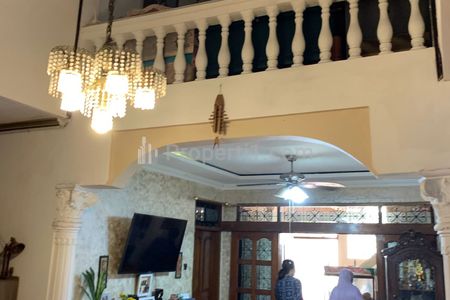 Jual Rumah Mewah Strategis di Bumi Kemanggisan Indah, Palmerah, Jakarta Barat