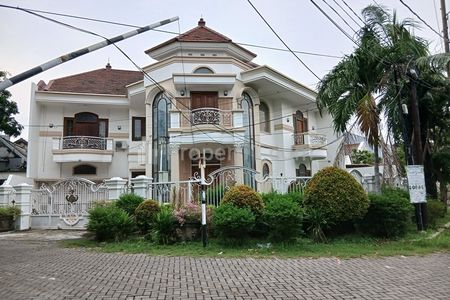 Sewa Rumah Mewah Siap Huni di Pusat Kota Jalan Kecilung, Surabaya