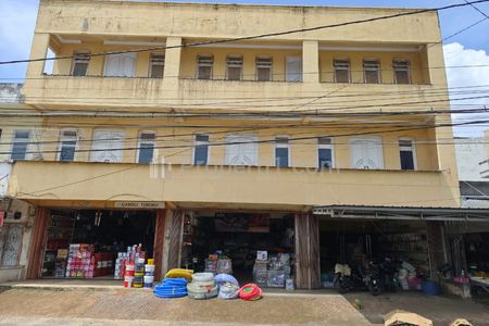 Dijual Toko dan Rumah 15x69 Bisa Nego di Toboali, Bangka Selatan, Bangka Belitung
