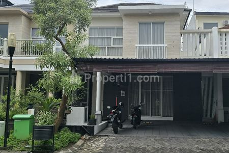 Jual Rumah di Komplek Royal Residence Harewood Minimalis Surabaya
