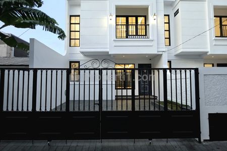 Jual Rumah Baru dalam Komplek di Pondok Bambu Jakarta Timur