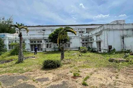 Jual Rumah Kosong dan Luas di Area Jalan Kemang Mampang Jakarta Selatan