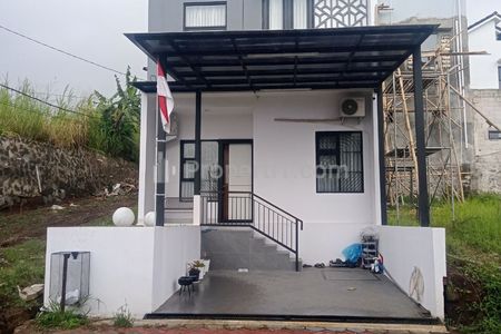 Dijual Rumah Villa Bandung Barat, Dekat Stasiun Kreta Cepat 