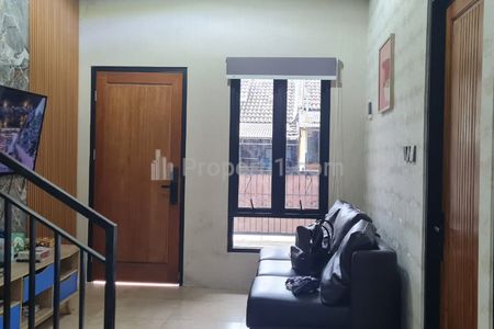 Dijual Rumah 2 Lantai Dekat SMAN 6 Meruyung, Depok