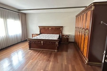 Jual Rumah Full Furnished di Maple Town House Jl. Gunung Batu Pasteur Kota Bandung