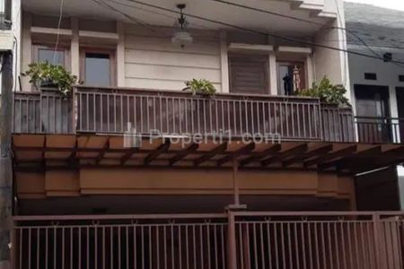 Jual Rumah Kelapa Gading Jakarta Utara 3 Lantai (3 Kamar), Ukuran 102 m²