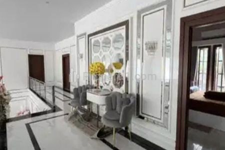 Jual Rumah Sangat Mewah di Bukit Nirwana Residence Kota Bogor SHM