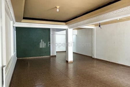 Jual Rumah di Area yang Tenang Posisi Hoek Lokasi Pondok Indah, Jakarta Selatan