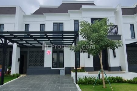 Disewakan Rumah Bangunan Baru View Danau di Cluster Jasmia Summarecon Crown Gading