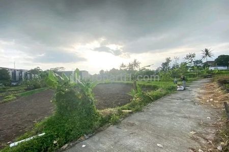 Jual Cepat Tanah Murah Dekat UII Jl Kaliurang Yogya 332m² - Bisa Bayar Tempo