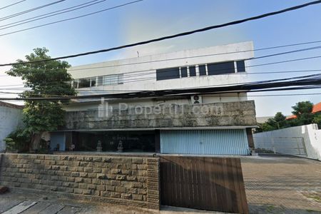 Dijual Gedung 3 Lantai dan Gudang Raya Tandes Tanjungsari Surabaya 