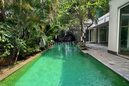 Disewakan Rumah di Brawijaya, Dekat Hotel Dharmawangsa, Jakarta Selatan
