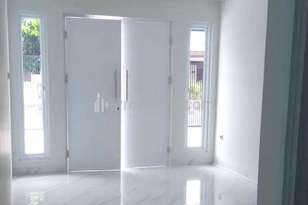 Rumah DIJUAL Murah di Ujung Menteng, Cakung, Jakarta Timur- TAMAN MODERN - 2 Lantai Unfurnished (catrin)