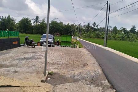 Jual Tanah Bonus Bangunan Kios Kolam Pemancingan Kafe Gunungpati dekat Kampus Unnes Semarang