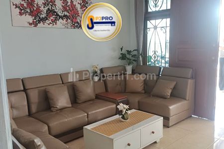 Dijual Rumah Posisi Hook Area Bebas Banjir di Taman Harapan Baru Bekasi