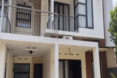 Dijual Rumah 2 Lantai Siap Huni Lokasi Strategis di Arcamanik Kota Bandung