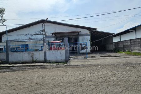 Dijual Gudang Luas di Jalan Kalianak Barat, Surabaya
