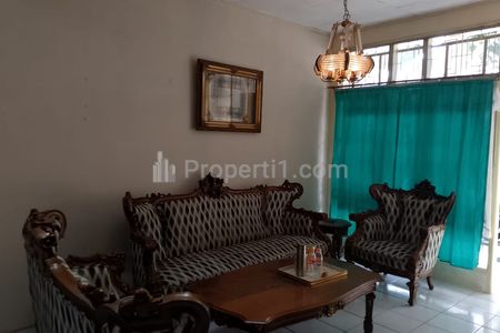 Disewakan Rumah Bagus Sayap Cikutra Bandung