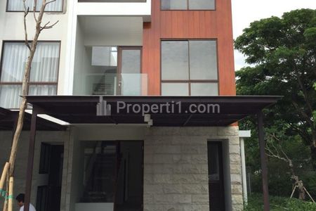 Disewakan Rumah Hook Graha Natura - Garden Ville Surabaya Barat, Dekat G Walk Citraland, Pakuwon Mall, Sekolah Cambridge, Sekolah Margie