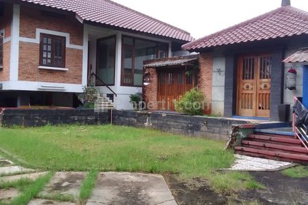 Jual Rumah Nyaman dan Mewah di Manunggal, Meruya Selatan, Kembangan, Jakarta Barat