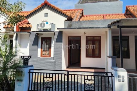 Dijual Rumah Alam Hijau, Citraland, Sambikerep, Surabaya Barat - Lokasi Strategis, Cocok untuk Investasi / Disewakan