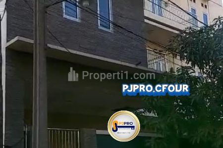 Dijual Rumah + Kantor + Gudang + Pabrik 4 Lantai SHM di Harapan Indah Bekasi