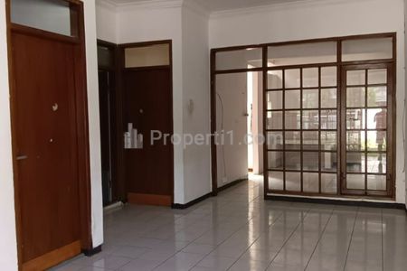 Disewakan Rumah Batununggal Permai Bandung – 3+1 KT, Garasi & Carport