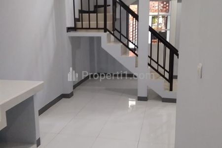 For Lease House at Kebayoran Baru Exclusive Area Near Senopati South Jakarta - Type 3 KT Unfurnished
