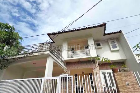 Sewa Rumah Murah di PONDOK KUWERA PASAR REBO Jakarta Timur - 2 Lantai, SEMI FFurnished (ignatius.rucat)