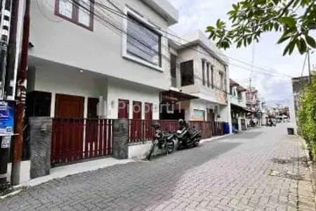 Jual Kost Eksklusif 2 Lantai 11 Kamar Full Furnish Seputar Condongcatur Yogyakarta Dekat AMIKOM, FE UII, UPN, STIE YKPN