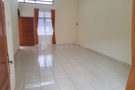 Disewakan Rumah Strategis Antapani Bandung