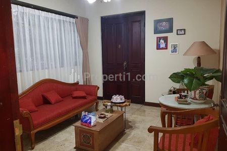 Dijual Rumah Strategis Sayap Buahbatu Bandung