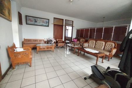 Dijual Rumah Bagus Strategis Sayap Buahbatu Bandung