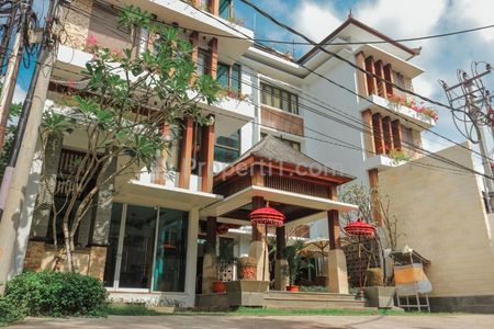 Jual Hotel Bintang 3 Bagus di Jalan Shri Lakshmi Kuta Badung Bali