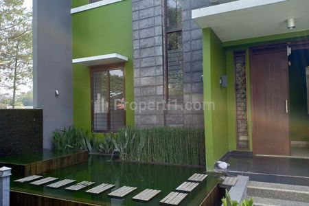 Depan Rumah 