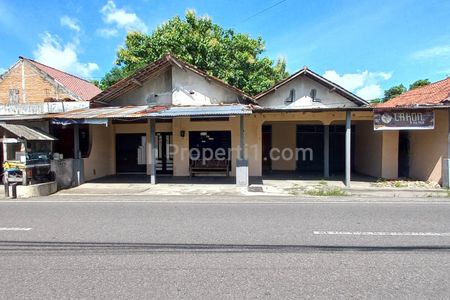 Jual Tanah Murah Strategis Bonus Bangunan Pinggir Jalan Sidokarto Godean Km 7 Yogyakarta
