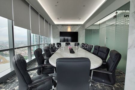 Dijual Cepat Ruang Kantor Fully Furnished Kondisi Istimewa di Lippo Tower Holland Village, Jakarta Pusat