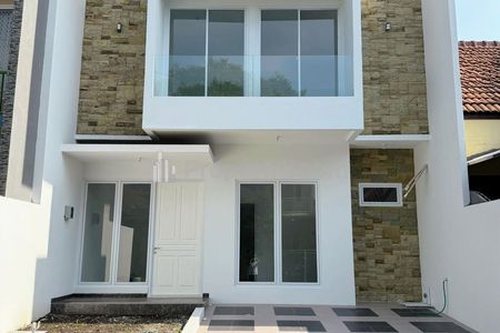 Rumah Dijual New Gress di Bukit Palma Citraland Surabaya Barat