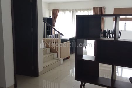 Disewakan Rumah Murah 2 Lantai Siap Huni Minimalis Modern di Cluster Palm Spring Jakarta Garden City, Jakarta Timur