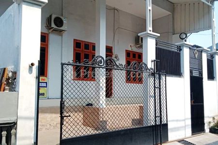 Sewa Rumah Murah di Jakarta Utara, Cilincing, Semper Barat - Jalan Cisanggarung II Blok D - 2 Lantai, Semi Furnish (samuel.rudianto)
