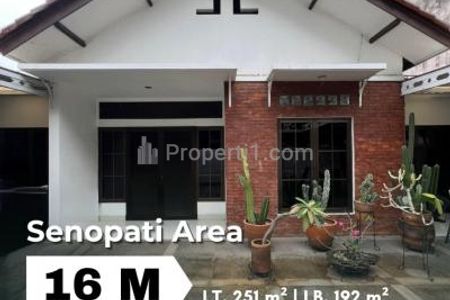Jual Rumah di Senopati Area Jakarta Selatan Tipe 4+1 Kamar Tidur Unfurnish