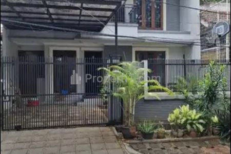 Jual Rumah 2 Lantai di Jalan Pinang Perak, Jakarta Selatan 