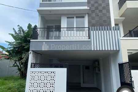 Dijual Rumah Kost Eksklusif 3 Lantai di Soekarno Hatta Malang, Dekat Kampus UB, Polinema