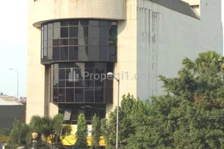 Jual Cepat Gedung 5 Lantai di Matraman Raya, Jakarta Timur